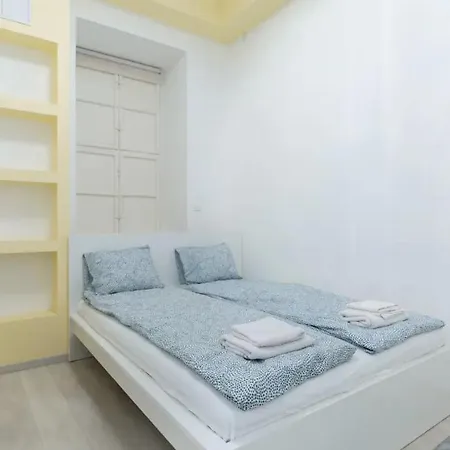 Minded Manor 3-bdr *